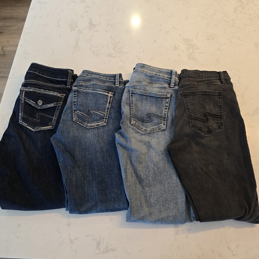 Women's Skinny Jeans Set - Black, Blue, and Gray